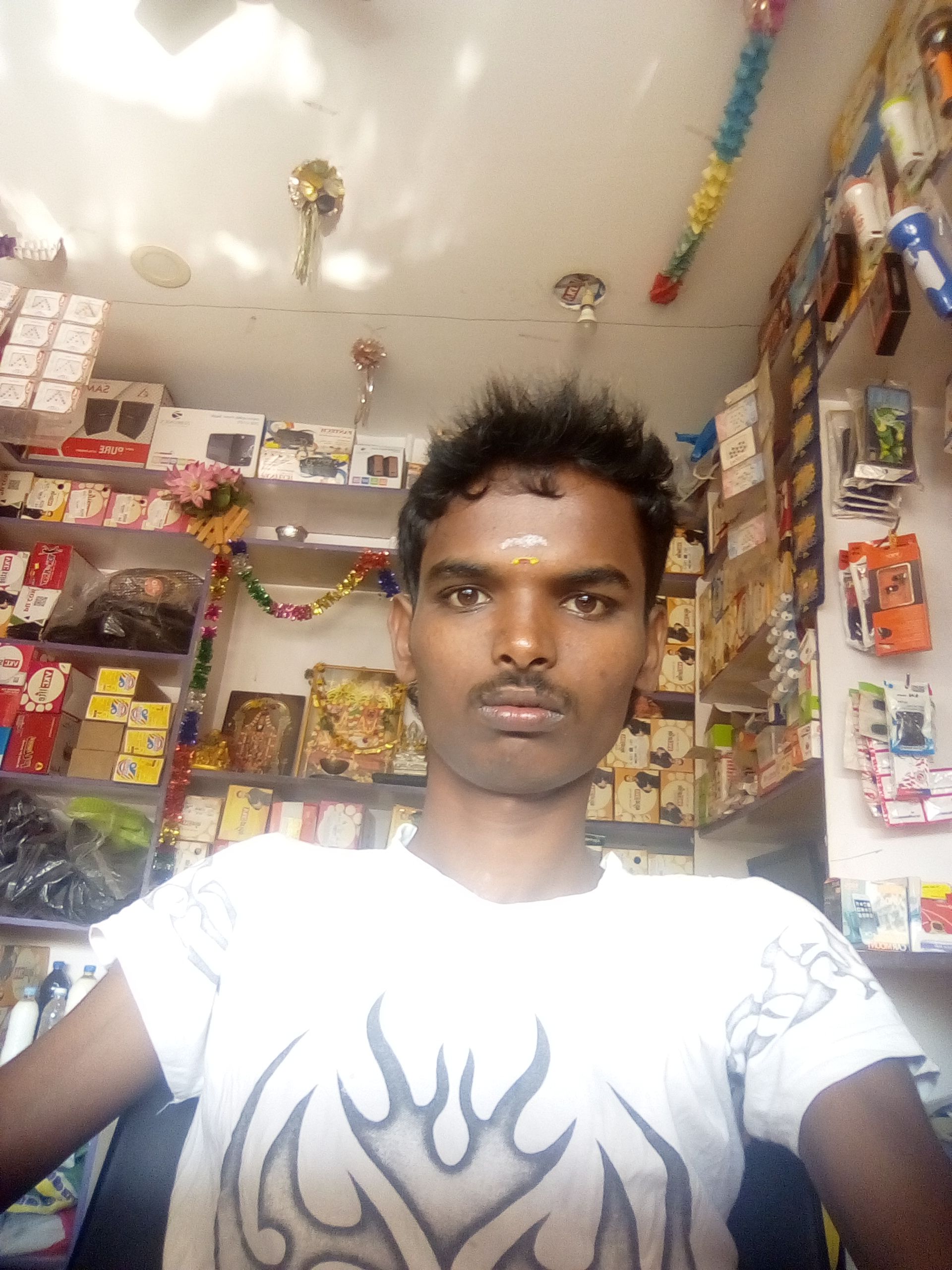 Sri Aruna Fancy Stores