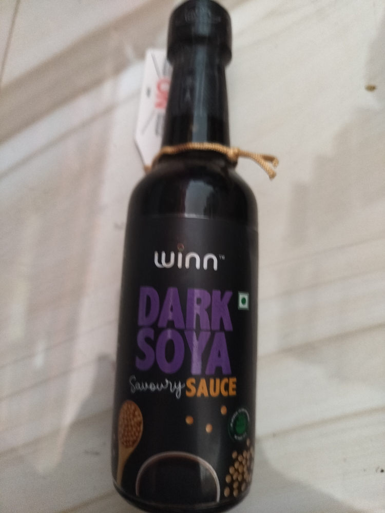 Winn Dark Soya Sauce, 220g