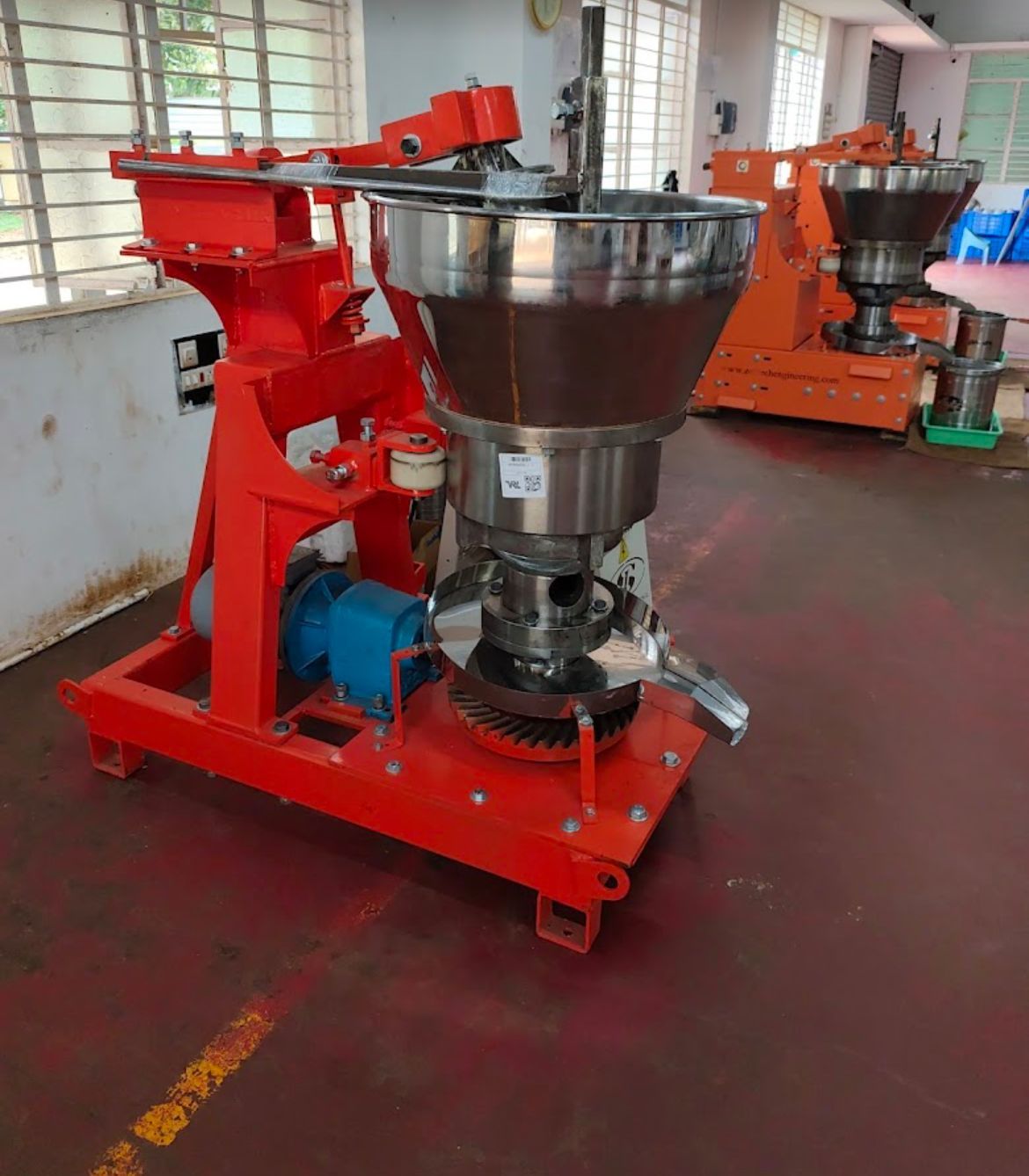 Sri Saraswathi Organics - Bull Driven Gaana - Cold Pressed Oil Mill