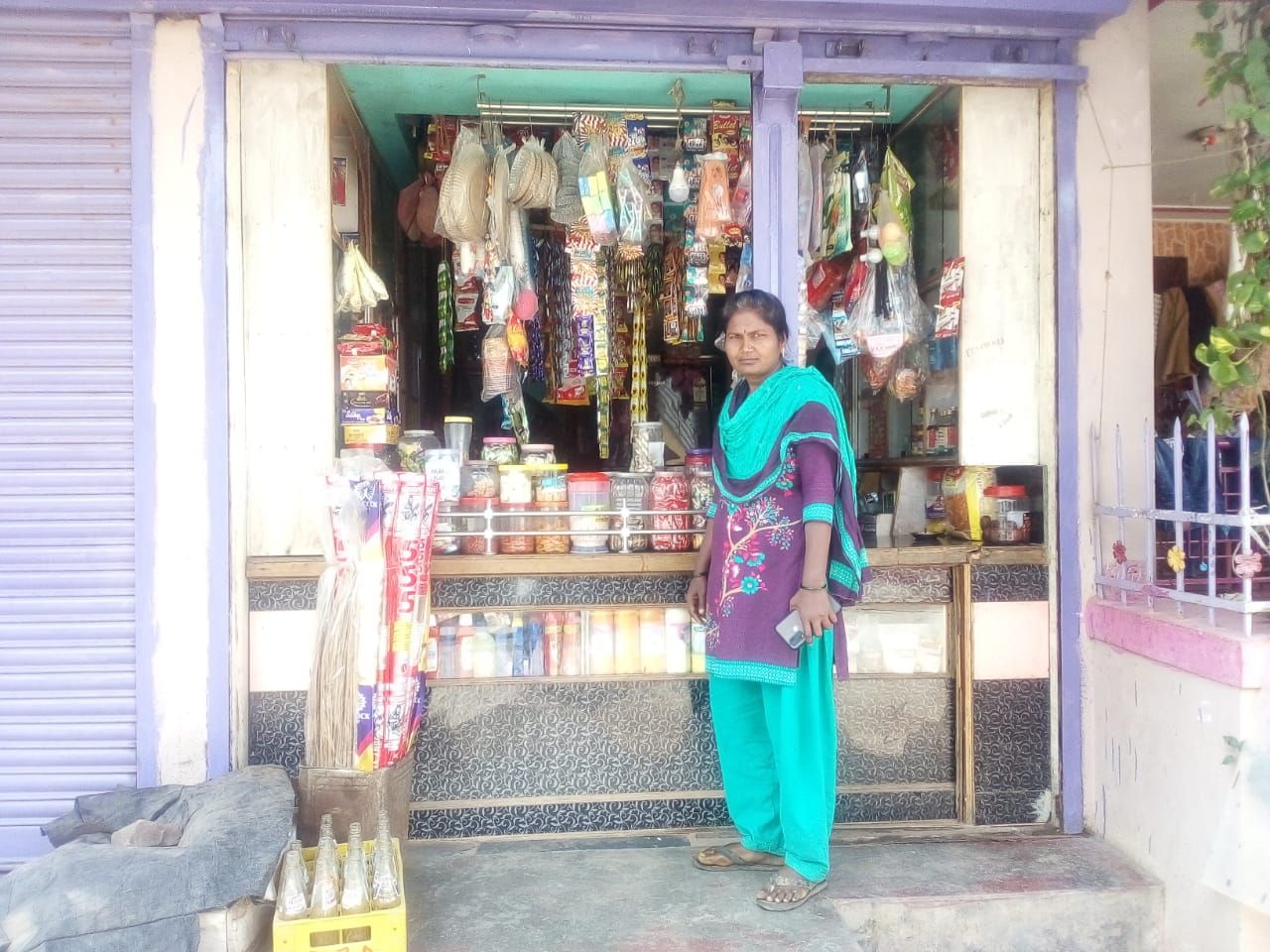 daneshwari kirani store