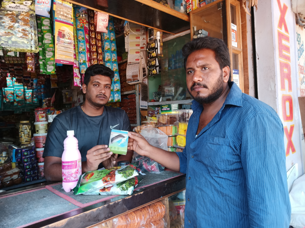 Ravi provision store
