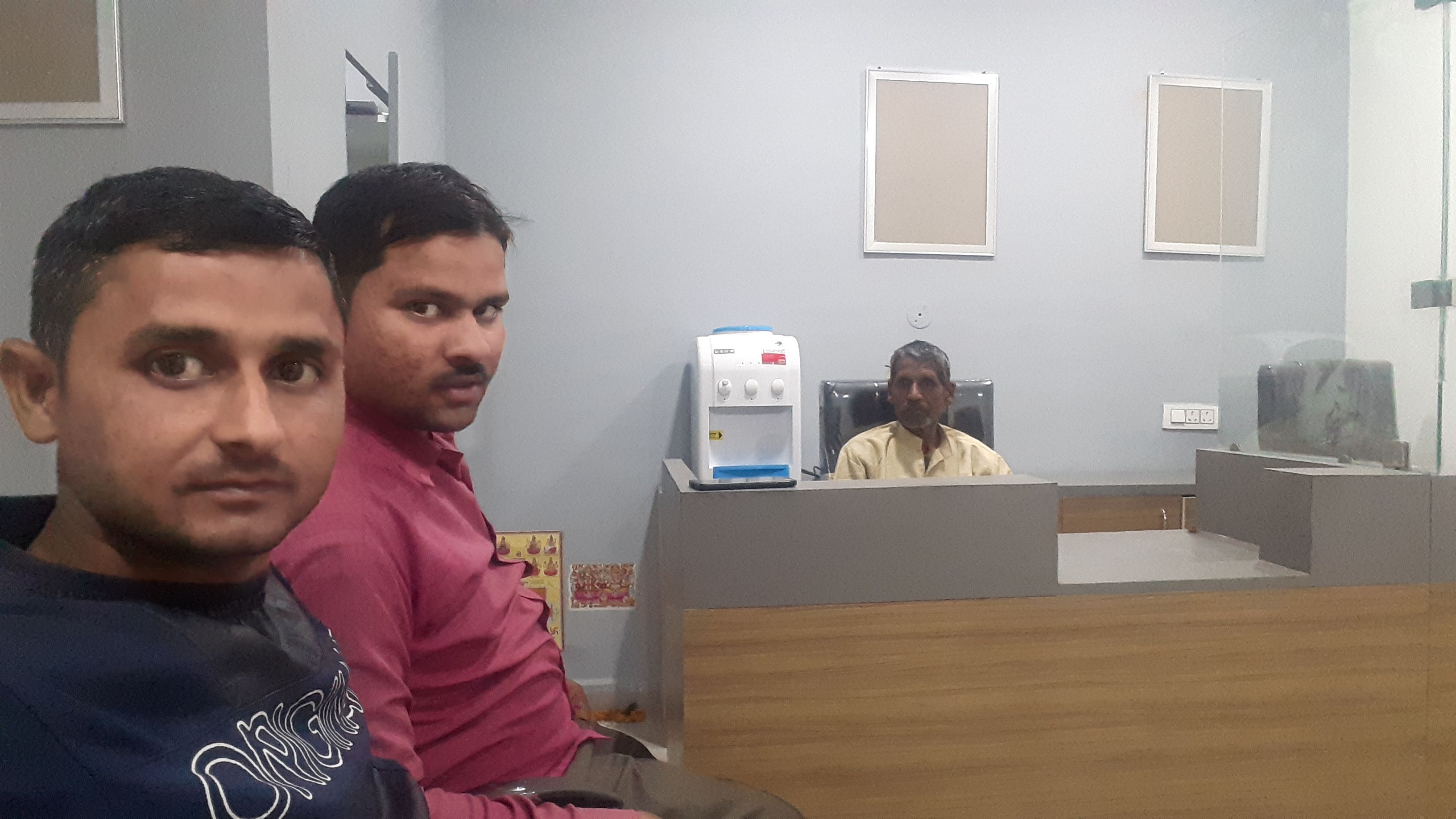 Praveen Mobile Care