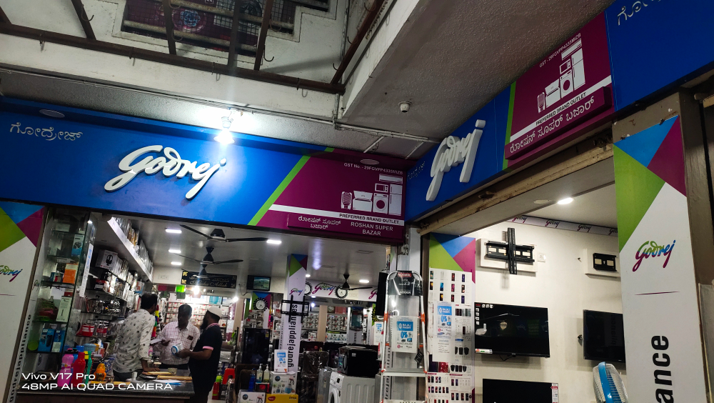 ROSHAN SUPER BAZAR