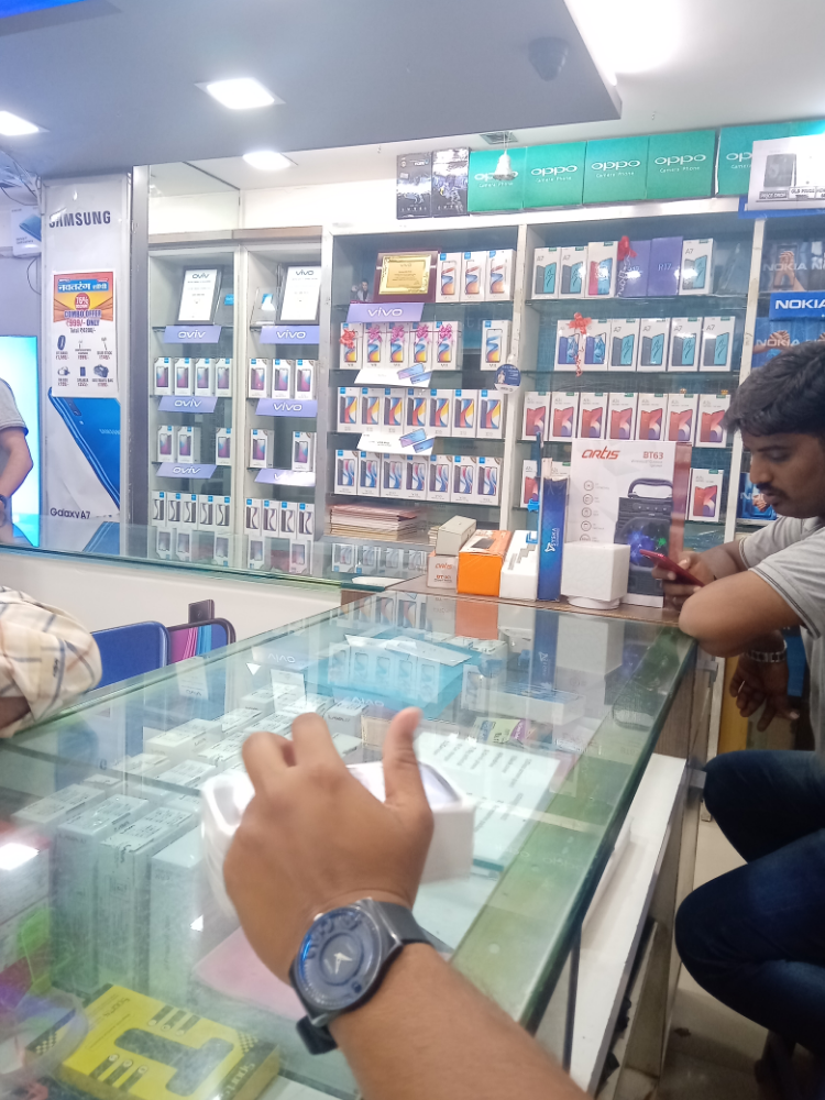 Yash mobile