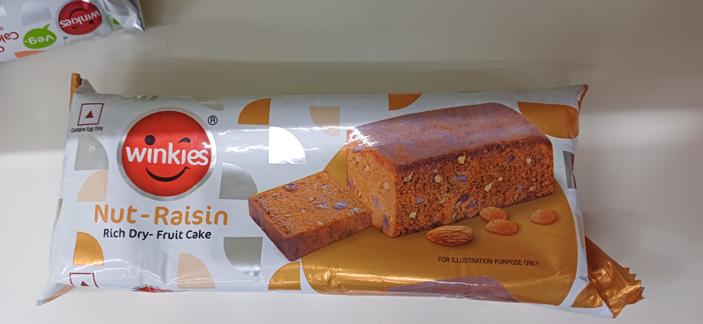 Winkies Rich Dry Fruit Slice Cake - Nut Raisin, 90g