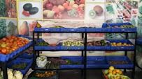 S L N Vegitable Store