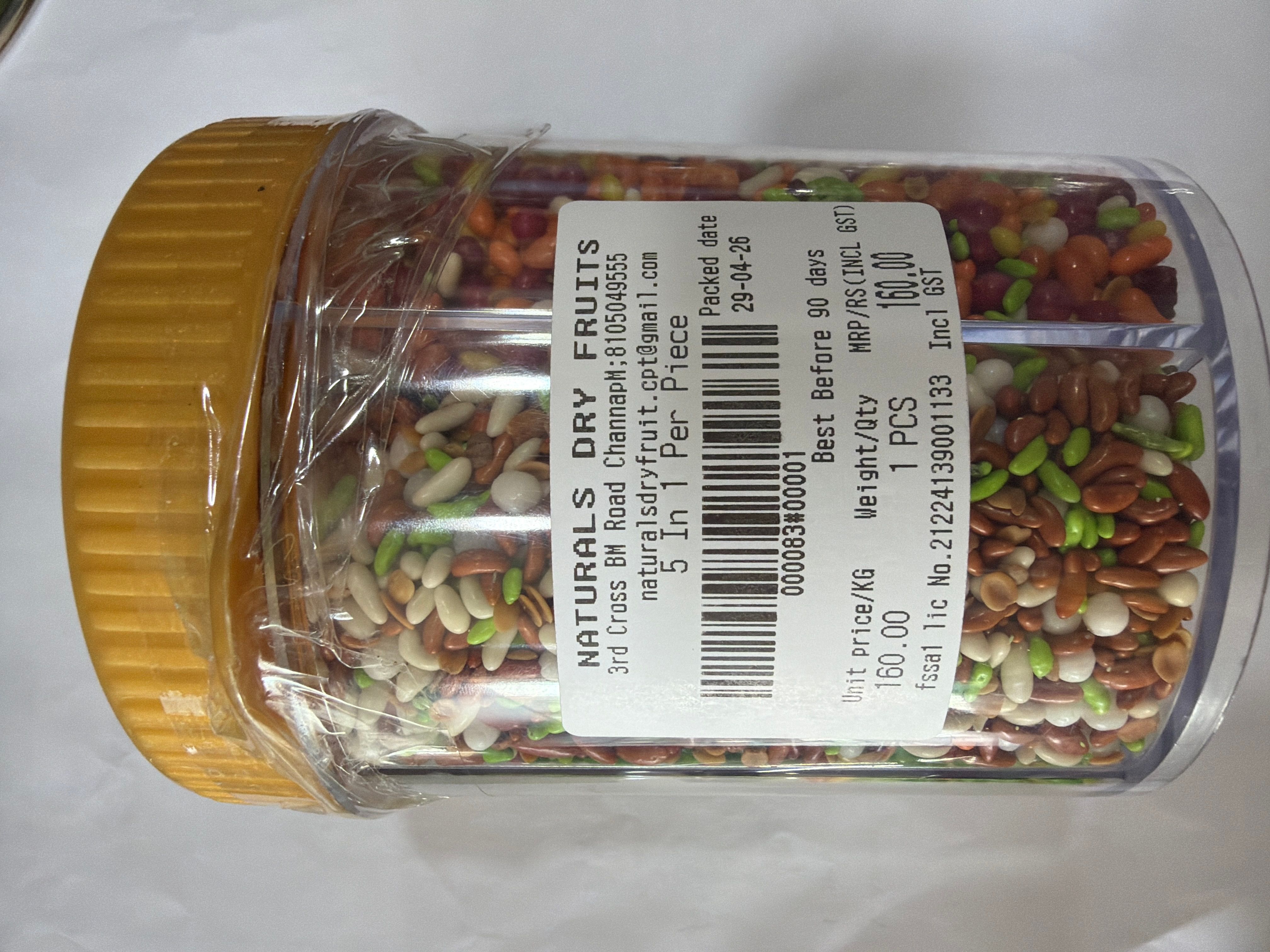 Naturals Dry Fruits 5 In 1 Mouth Freshener, 1pc