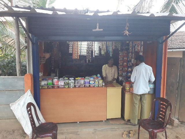 R S Store