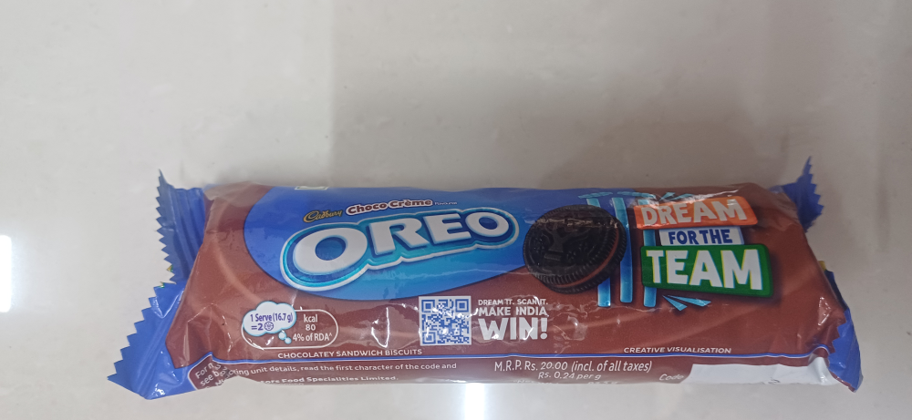 Cadbury Oreo Choco Cream Sandwich Biscuit, 83.5g
