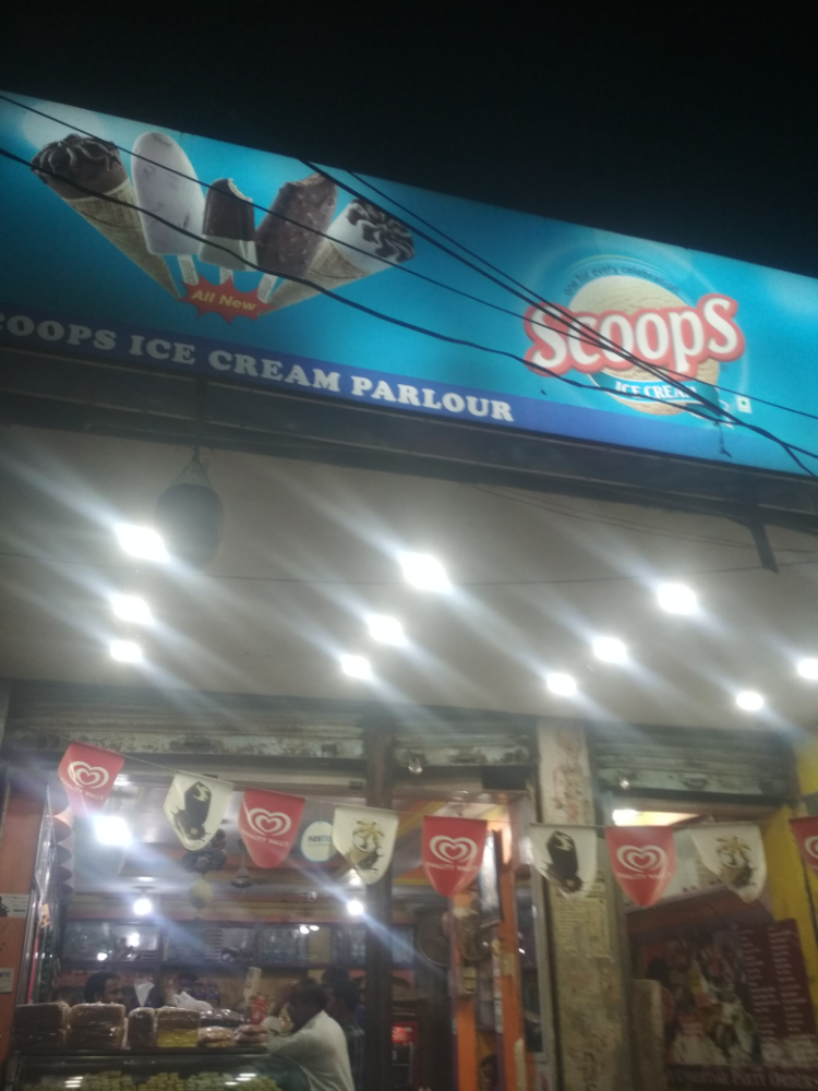 Everest bakery and icecreams