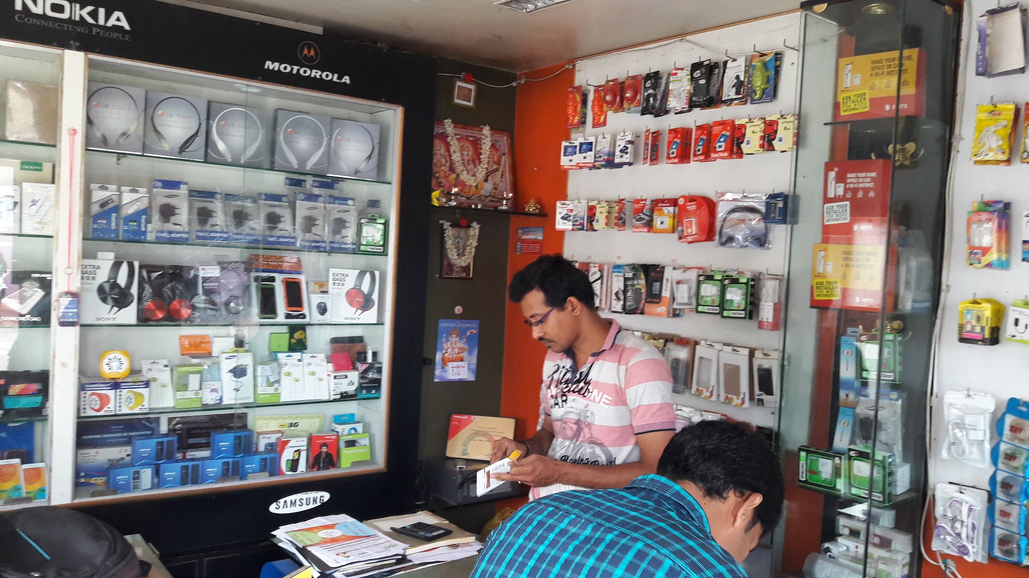 Shree Vasavi Mobiles & Electronics