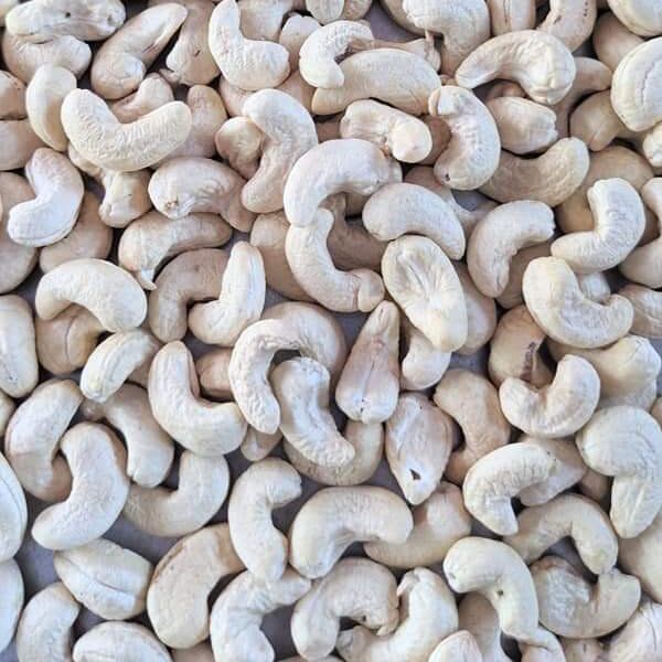 Cashew Nut Whole W450 (Rs.5)