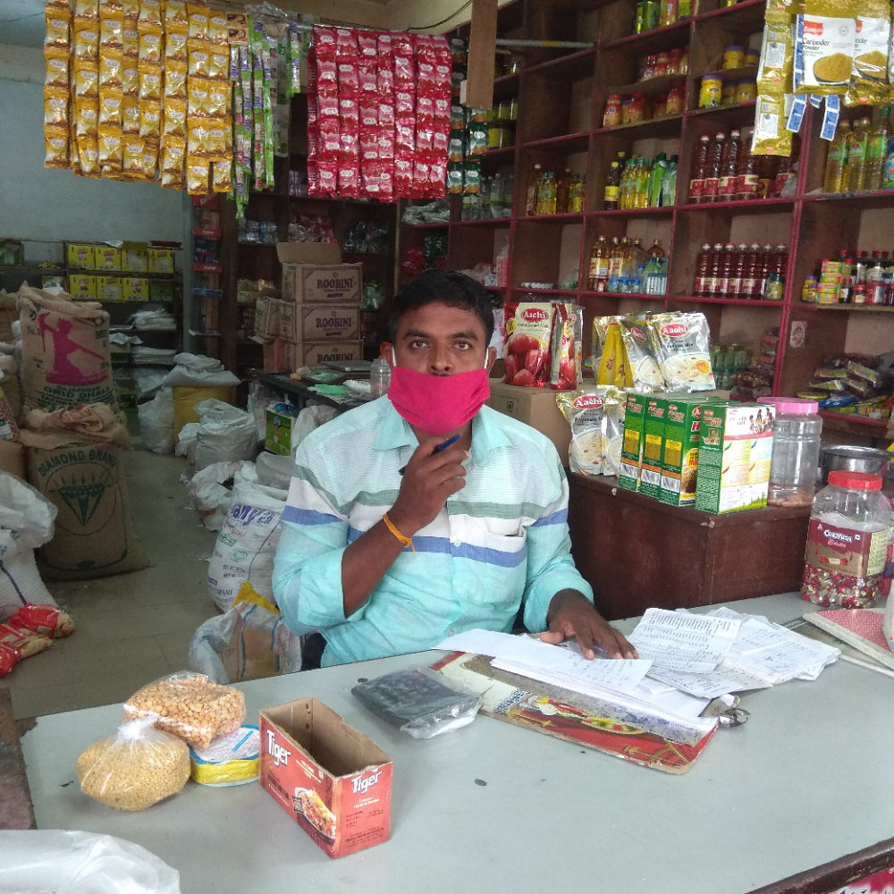 V J  J Store