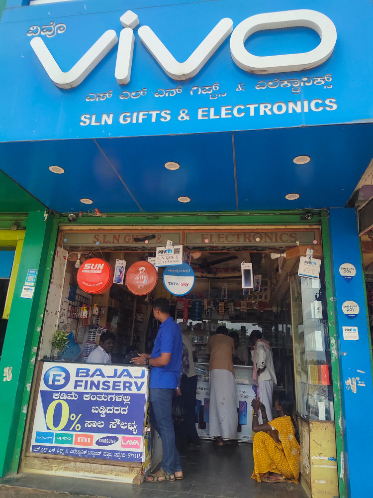 S L N Gift & Electronics