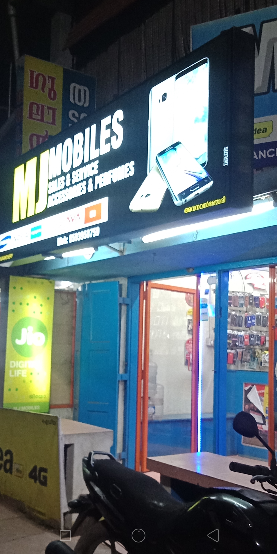 M J Mobiles