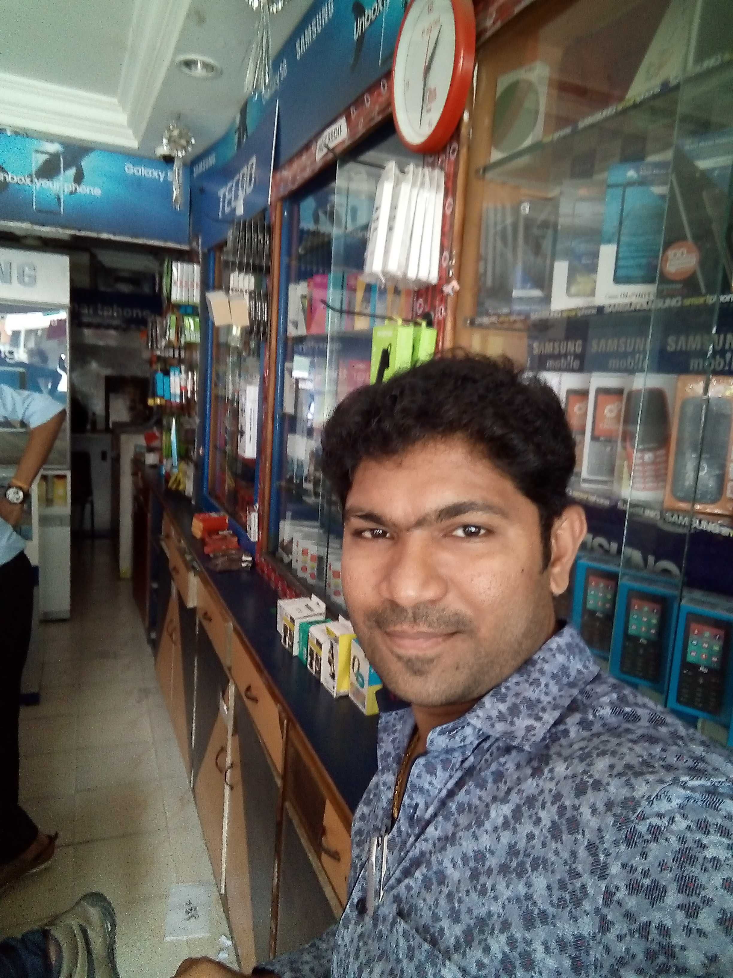 Vijayalakshmi Mobiles