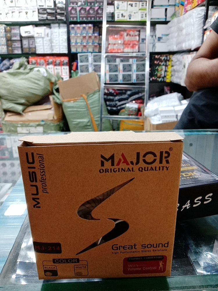 Sai Mobiles And Accessories 