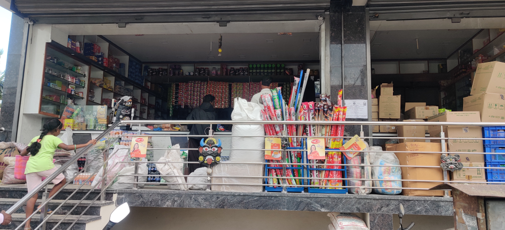 Saraswathi Cash  Carry