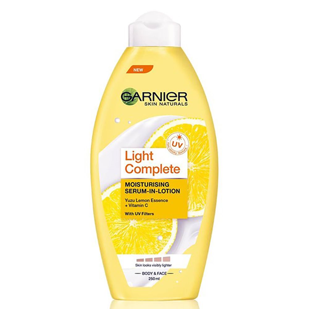 Garnier Light Complete Moist Lotion, 250ml