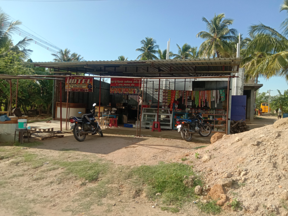 Redrose malegai store