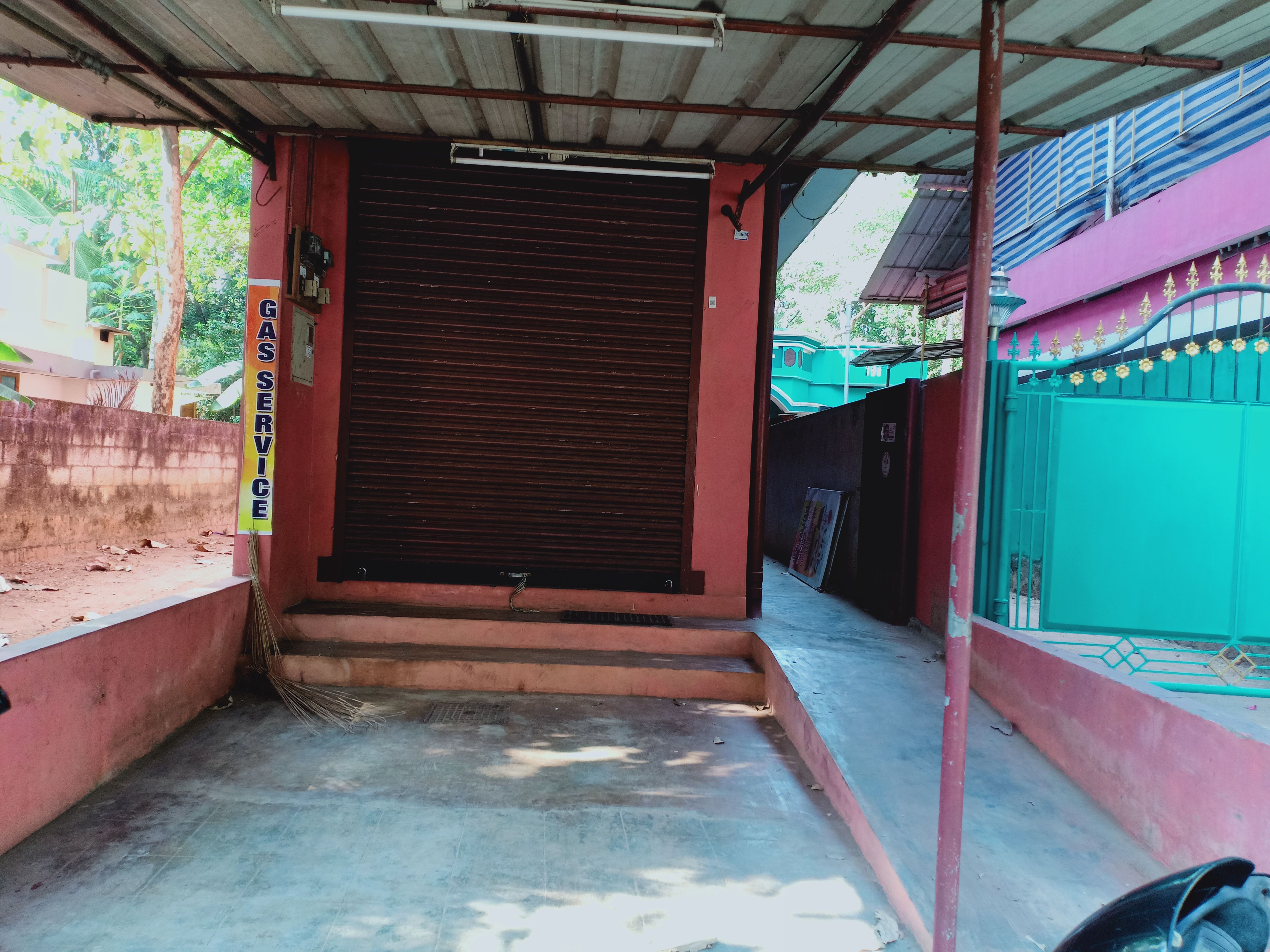 Mobile plaza 