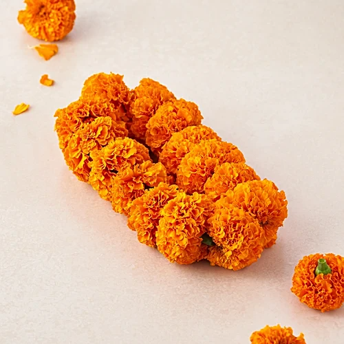 Fresh Marigold Flower String - Orange, 76cm
