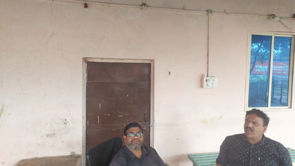 Mohineshwar traders