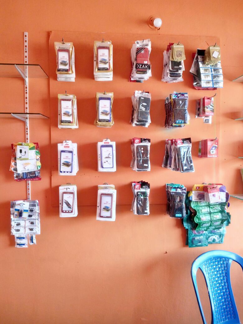 Shri Mobiles & Internet Center