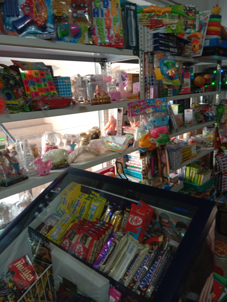 Mani store 
