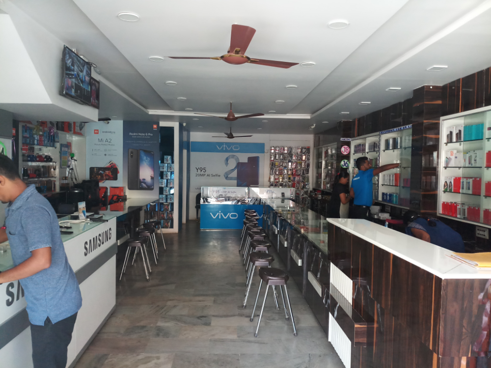 Sri Sai Mobiles and Gift Gallery