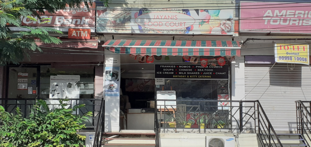 Jayanis food court 